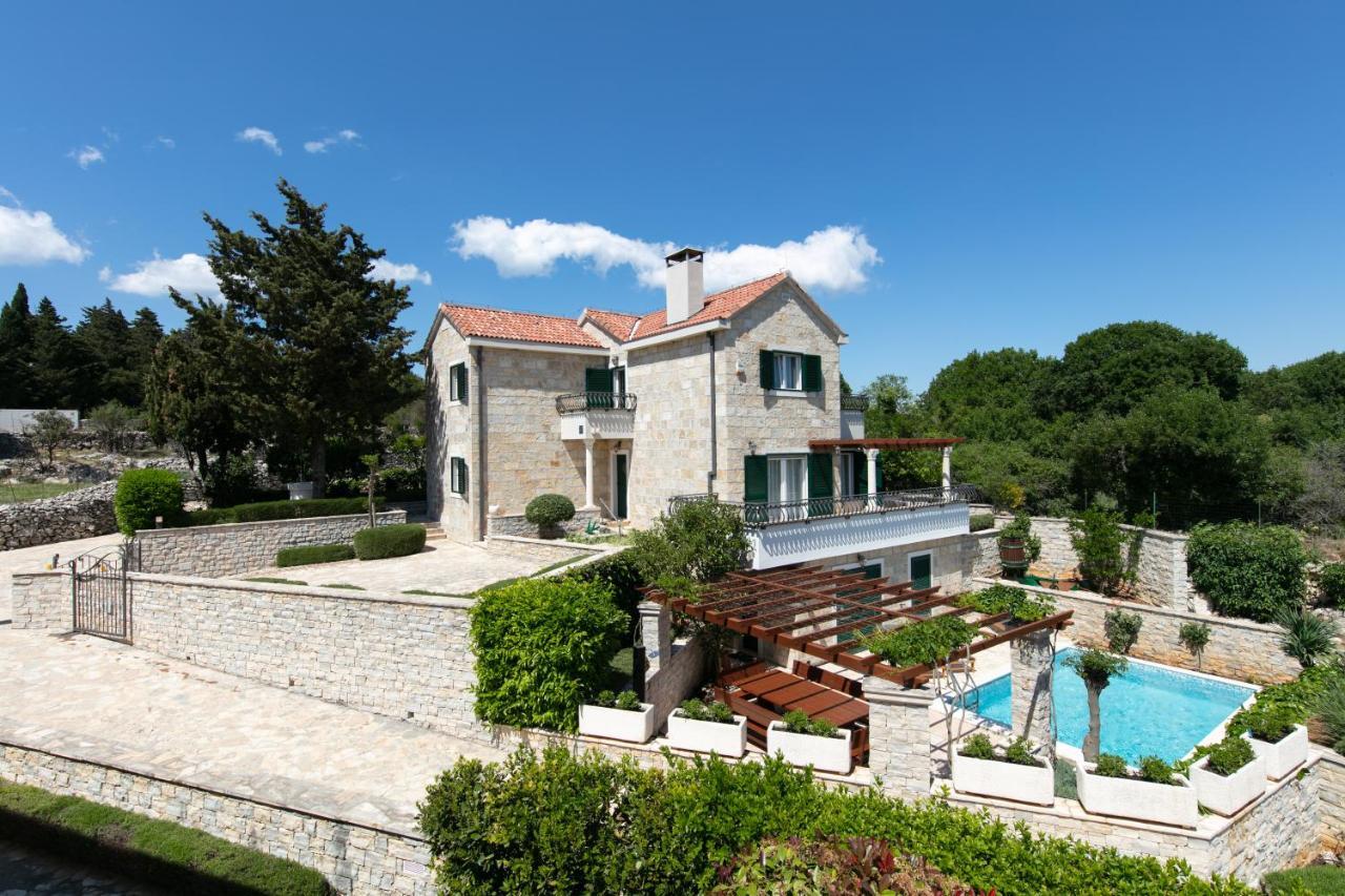 Villa Demi Пучишча Экстерьер фото